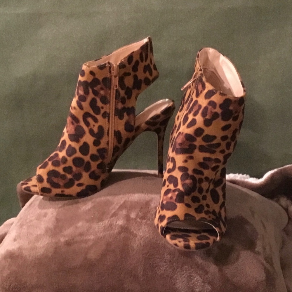 Venus Leopard Print - Open Toes, Cut Out Heels, Stiletto size 6.5